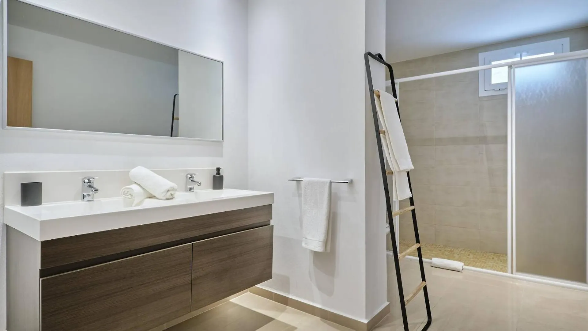 Inibiza Villas - Villa Julieta Santa Eularia des Riu 0*,  Španělsko