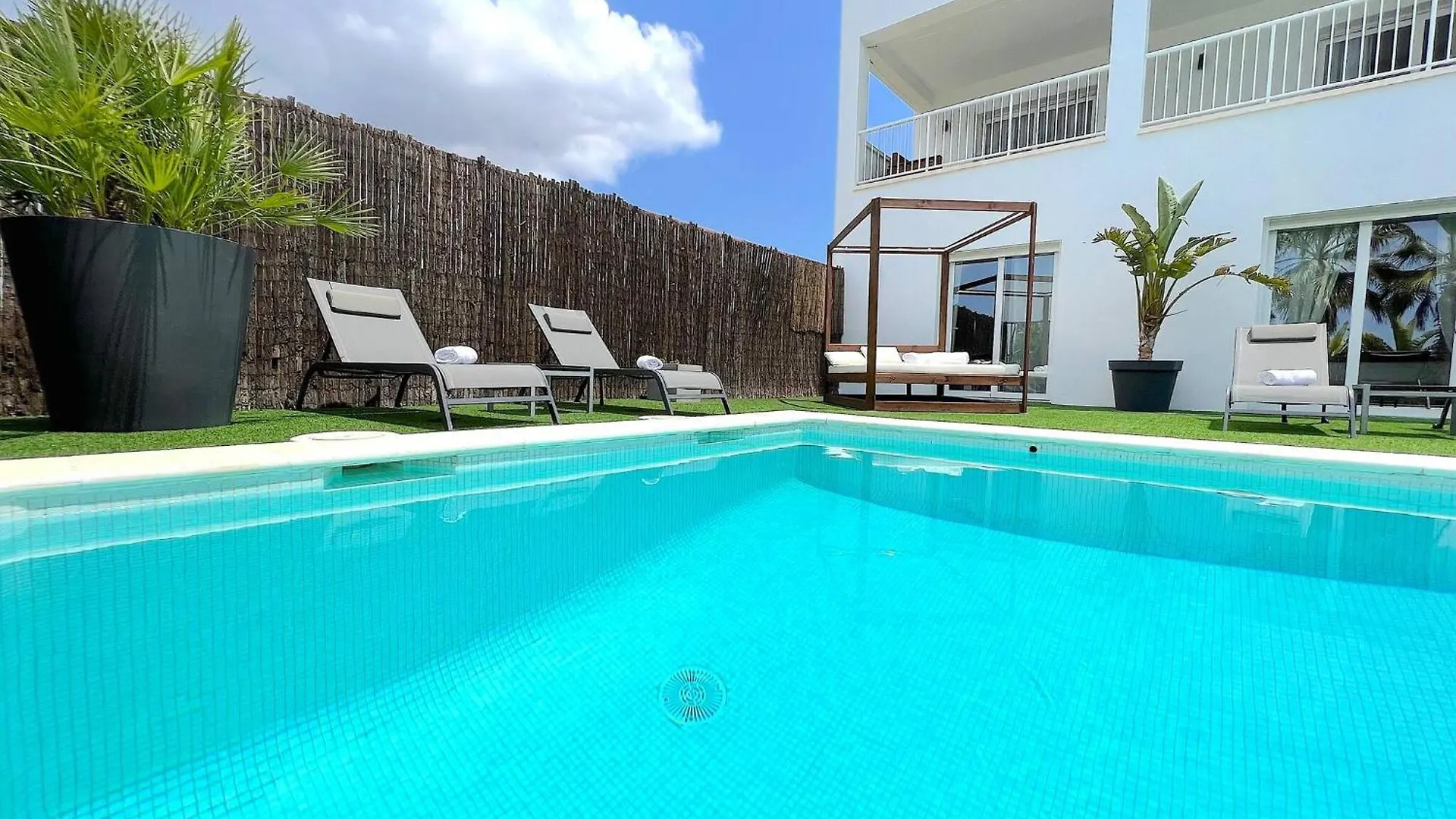 Inibiza Villas - Villa Julieta Santa Eularia des Riu 0*,